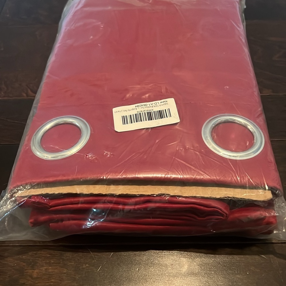Blackout Cutains Burgundy 2 panels